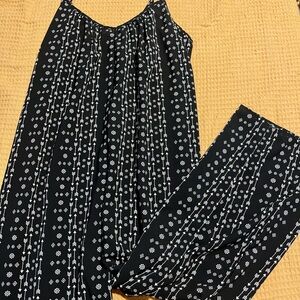 Flowy boho pattern jumpsuit Size XL